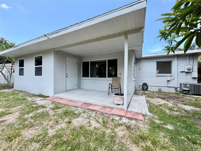 2008 59TH STREET S, Gulfport, FL 33707