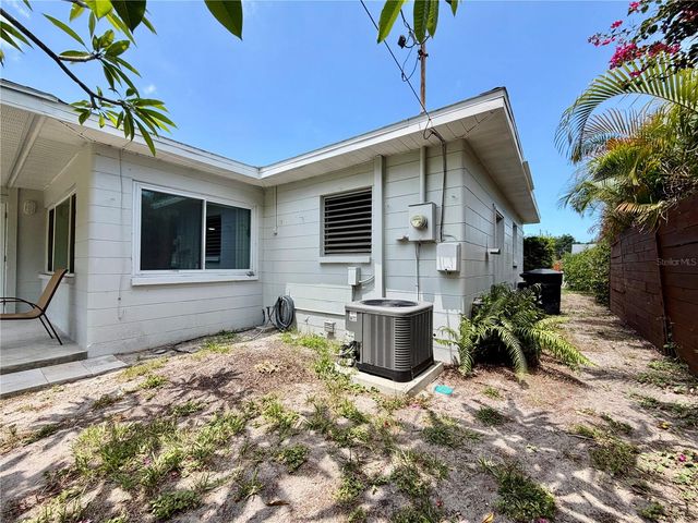 2008 59TH STREET S, Gulfport, FL 33707