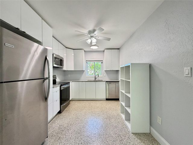 2008 59TH STREET S, Gulfport, FL 33707