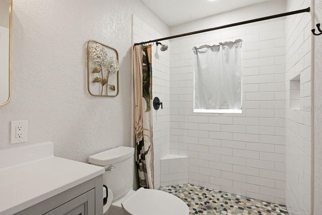 2168 VICTORIA DRIVE, Clearwater, FL 33763