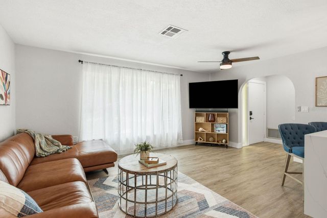 2168 VICTORIA DRIVE, Clearwater, FL 33763