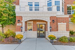 2701 Commons Drive 210, Glenview, IL 60026