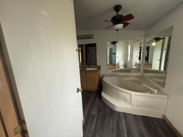 900 Charles Street, Logan, OH 43138