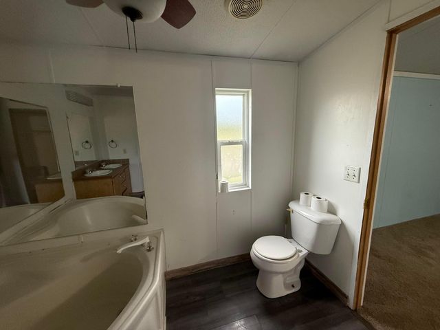 900 Charles Street, Logan, OH 43138