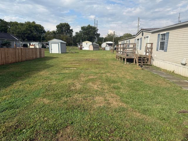 900 Charles Street, Logan, OH 43138