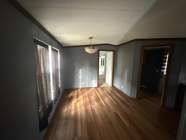 900 Charles Street, Logan, OH 43138