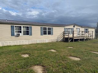 900 Charles Street, Logan, OH 43138