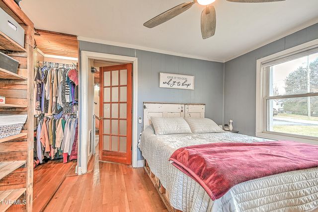 212 Magnolia Drive, Bristol, VA 24201