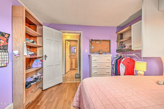 212 Magnolia Drive, Bristol, VA 24201