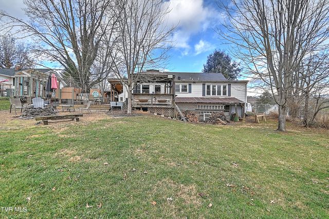 212 Magnolia Drive, Bristol, VA 24201