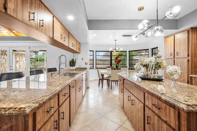 1006 SE 6th Street, Deerfield Beach, FL 33441