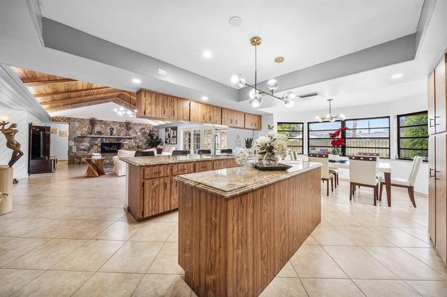 1006 SE 6th Street, Deerfield Beach, FL 33441