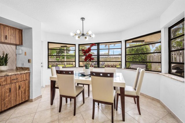 1006 SE 6th Street, Deerfield Beach, FL 33441