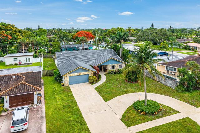 1006 SE 6th Street, Deerfield Beach, FL 33441