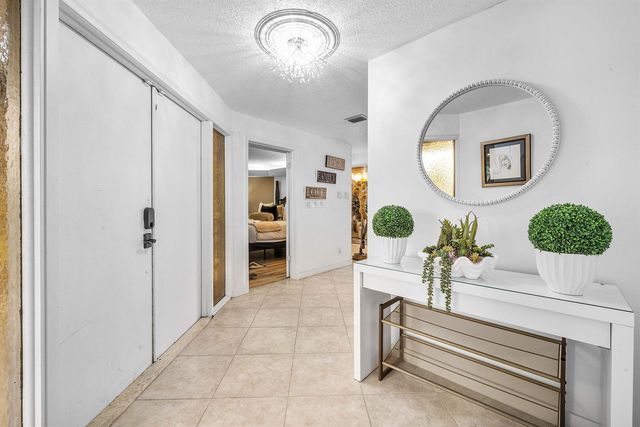 1006 SE 6th Street, Deerfield Beach, FL 33441