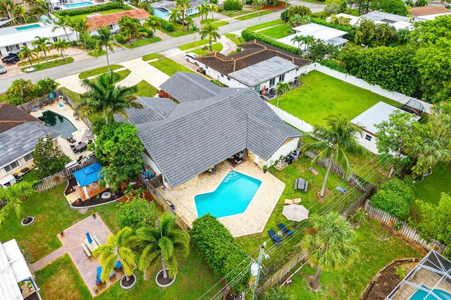 1006 SE 6th Street, Deerfield Beach, FL 33441