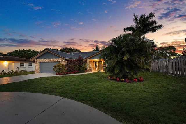 1006 SE 6th Street, Deerfield Beach, FL 33441