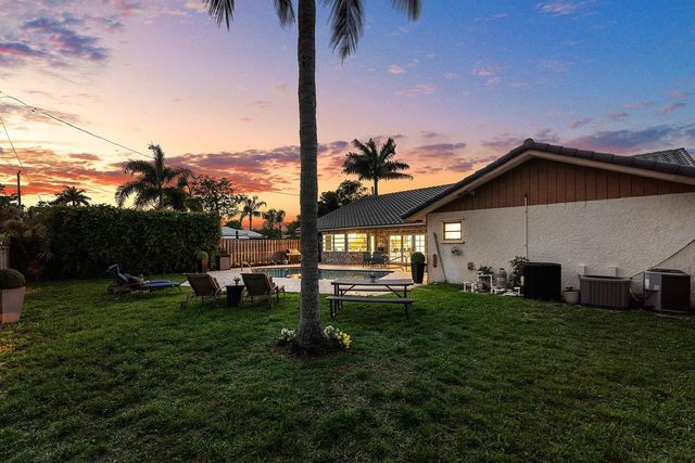 1006 SE 6th Street, Deerfield Beach, FL 33441