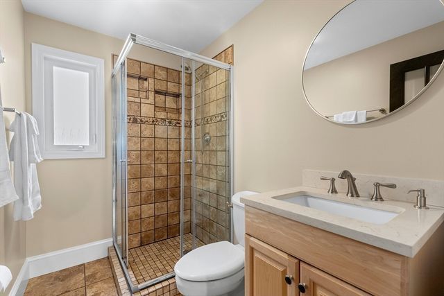 21 Leggs Hill Road, Marblehead, MA 01945