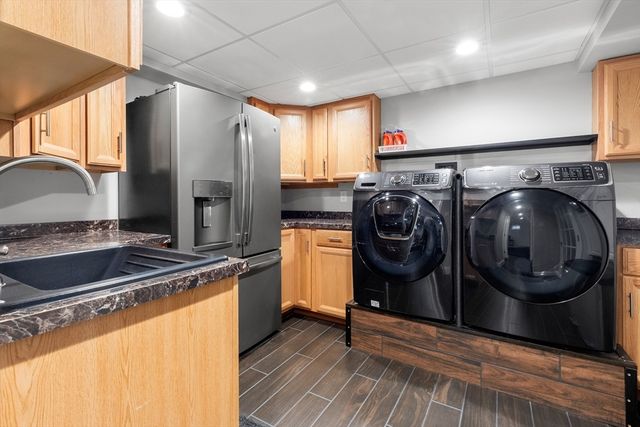 21 Leggs Hill Road, Marblehead, MA 01945