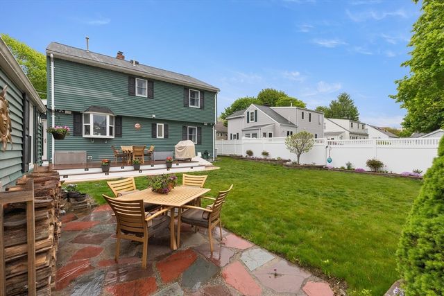 21 Leggs Hill Road, Marblehead, MA 01945