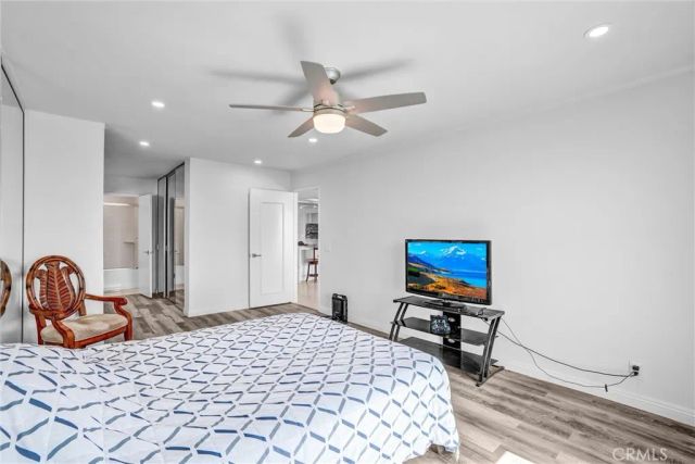 101 Scholz Plaza 224, Newport Beach, CA 92663