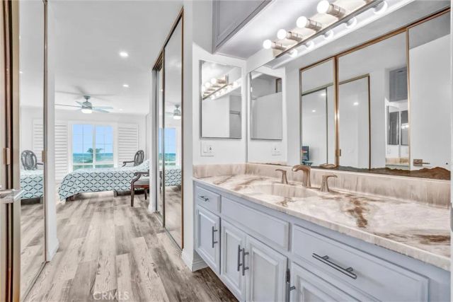 101 Scholz Plaza 224, Newport Beach, CA 92663