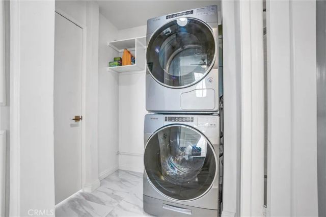 101 Scholz Plaza 224, Newport Beach, CA 92663