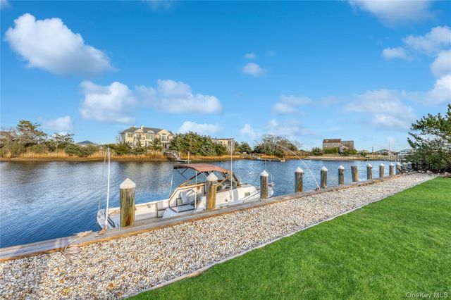 170 Beach Lane, Westhampton Beach, NY 11978