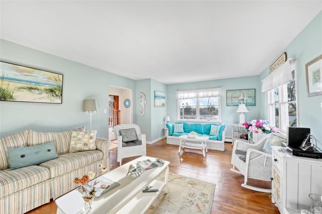 170 Beach Lane, Westhampton Beach, NY 11978