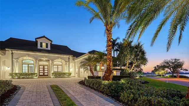 313 LOOKOUT POINT DRIVE, Osprey, FL 34229