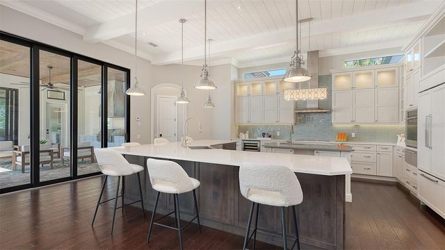 313 LOOKOUT POINT DRIVE, Osprey, FL 34229
