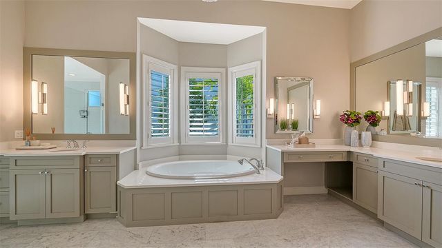 313 LOOKOUT POINT DRIVE, Osprey, FL 34229
