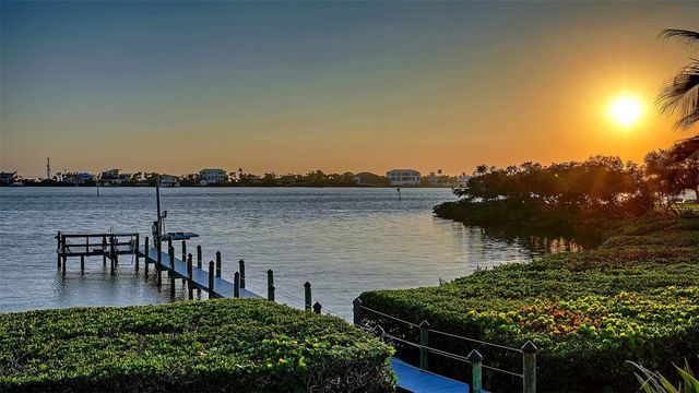 313 LOOKOUT POINT DRIVE, Osprey, FL 34229