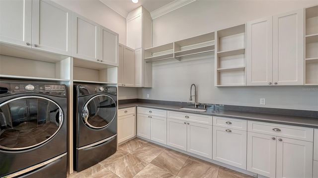 313 LOOKOUT POINT DRIVE, Osprey, FL 34229