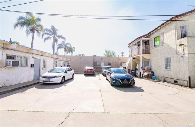 2369 Pacific, Long Beach, CA 90806