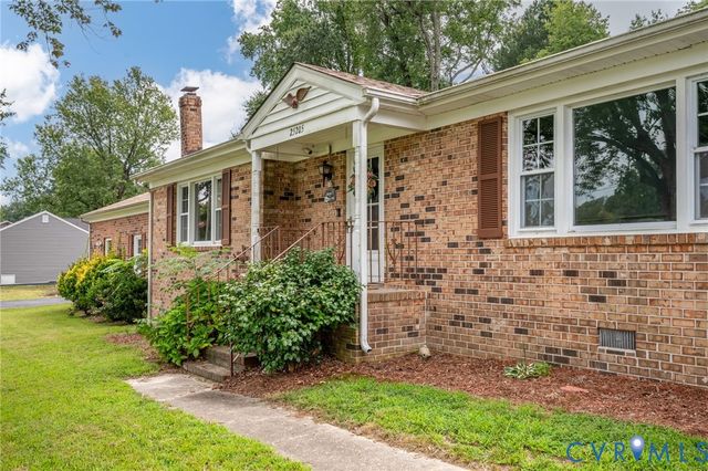 25205 Ritchie Ave, North Dinwiddie, VA 23803