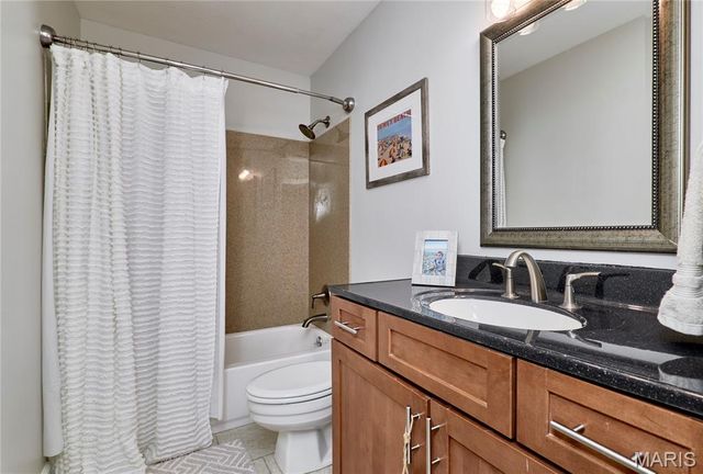 1726 Connemara Drive, Manchester, MO 63021