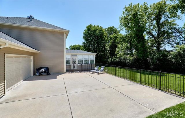 1726 Connemara Drive, Manchester, MO 63021