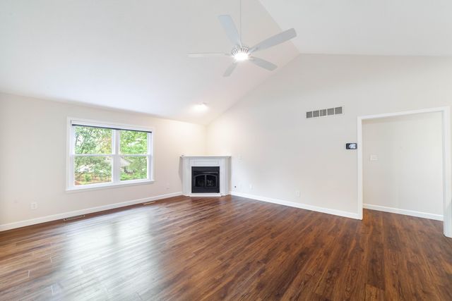 4004 BRENTWOOD DR, Columbia, MO 65203