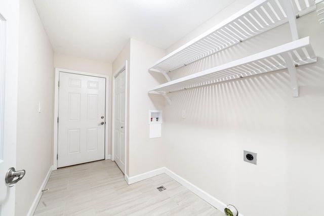 4004 BRENTWOOD DR, Columbia, MO 65203