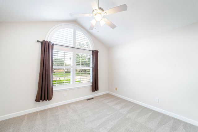 4004 BRENTWOOD DR, Columbia, MO 65203