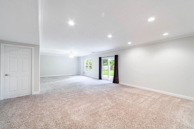 4004 BRENTWOOD DR, Columbia, MO 65203