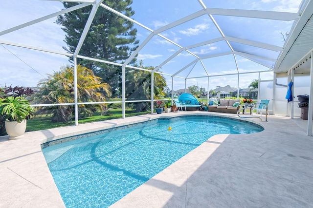 35 SPORTSMAN COURT, Rotonda West, FL 33947