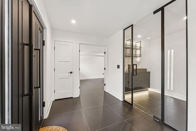 12 LANGTON LN, Newtown Square, PA 19073