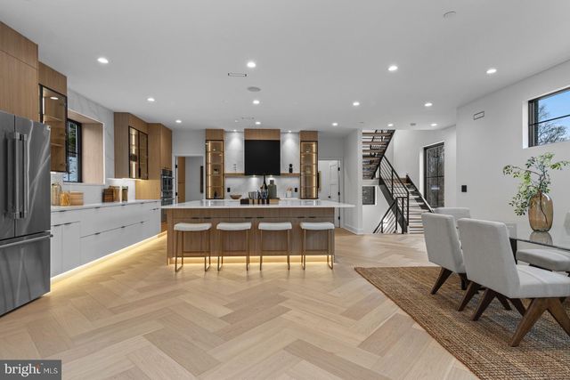 12 LANGTON LN, Newtown Square, PA 19073