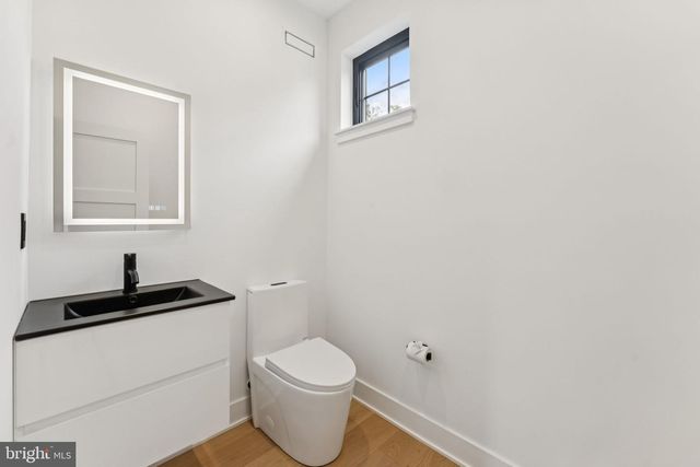 12 LANGTON LN, Newtown Square, PA 19073