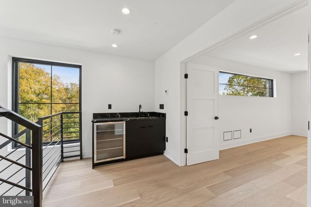 12 LANGTON LN, Newtown Square, PA 19073