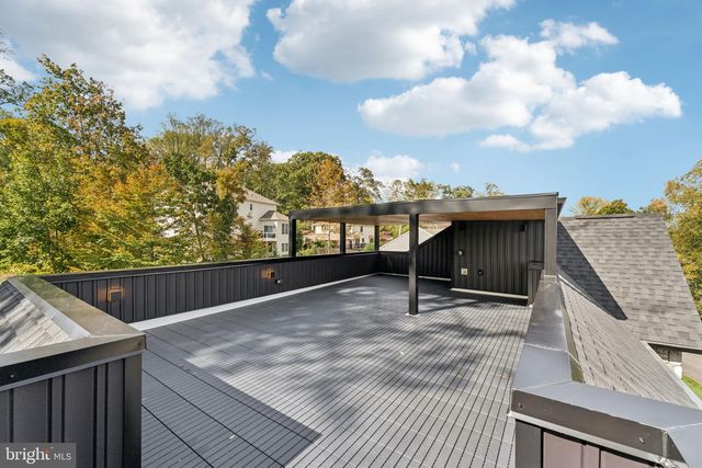 12 LANGTON LN, Newtown Square, PA 19073