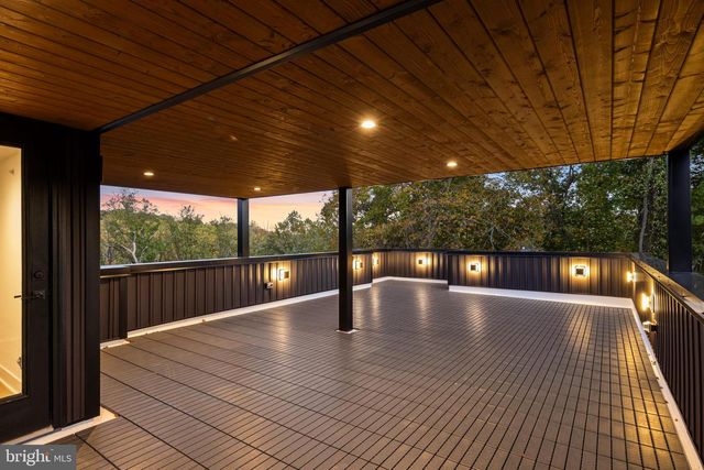 12 LANGTON LN, Newtown Square, PA 19073